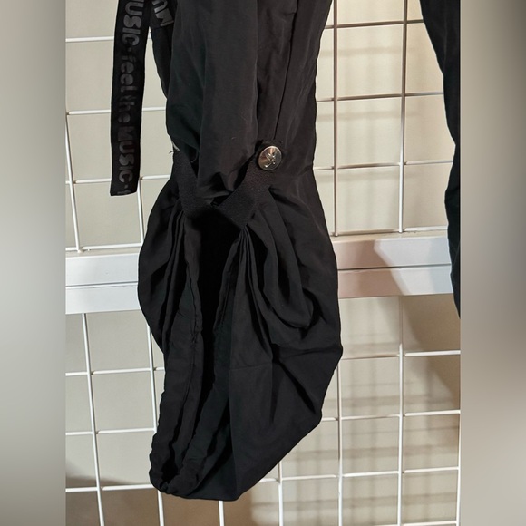 ZUMBA CARGO PANTS DANCE FITNESS Converts to Capri Large - Picture 7 of 11